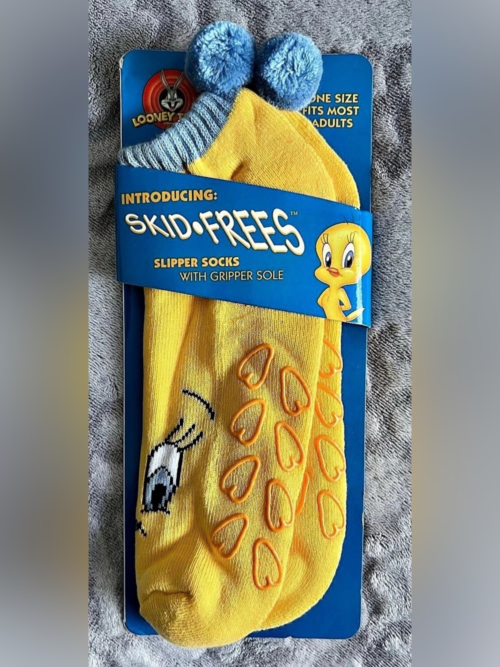 Looney Tunes Tweety Bird Slipper Socks Yellow Blue Pom Poms NWT One Size